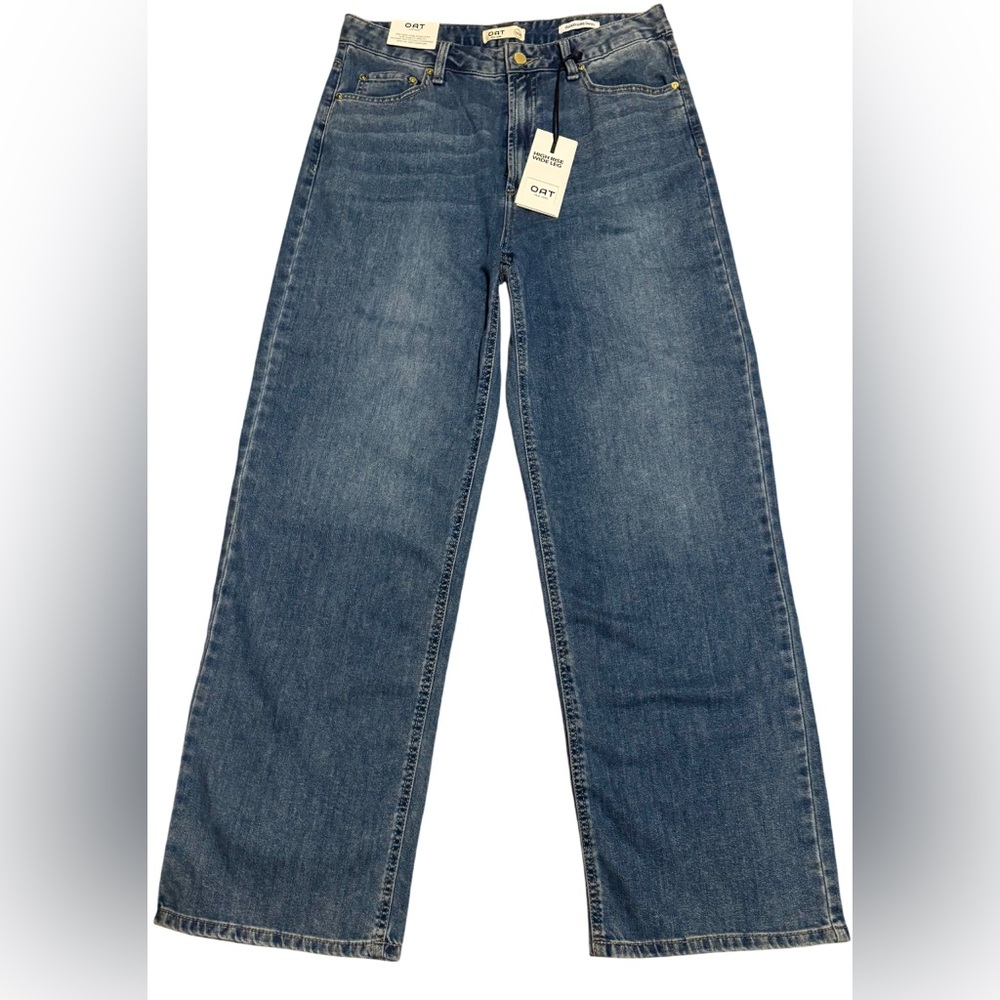 Oat New York Wide-Leg Hig Rise Women’s Jeans Blue Denim
Sz 10/30. NWT